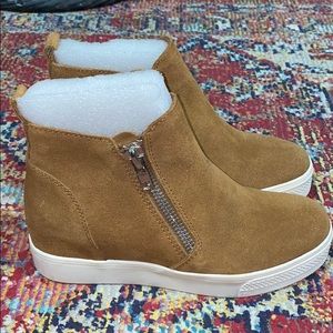 Steve Madden Wedgie Sneakers